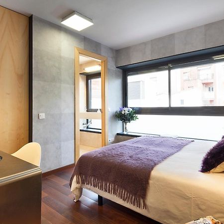 My Space Emirates - Splendid Apartment With Terrace And Pool Near Park Gueell Barcellona Esterno foto