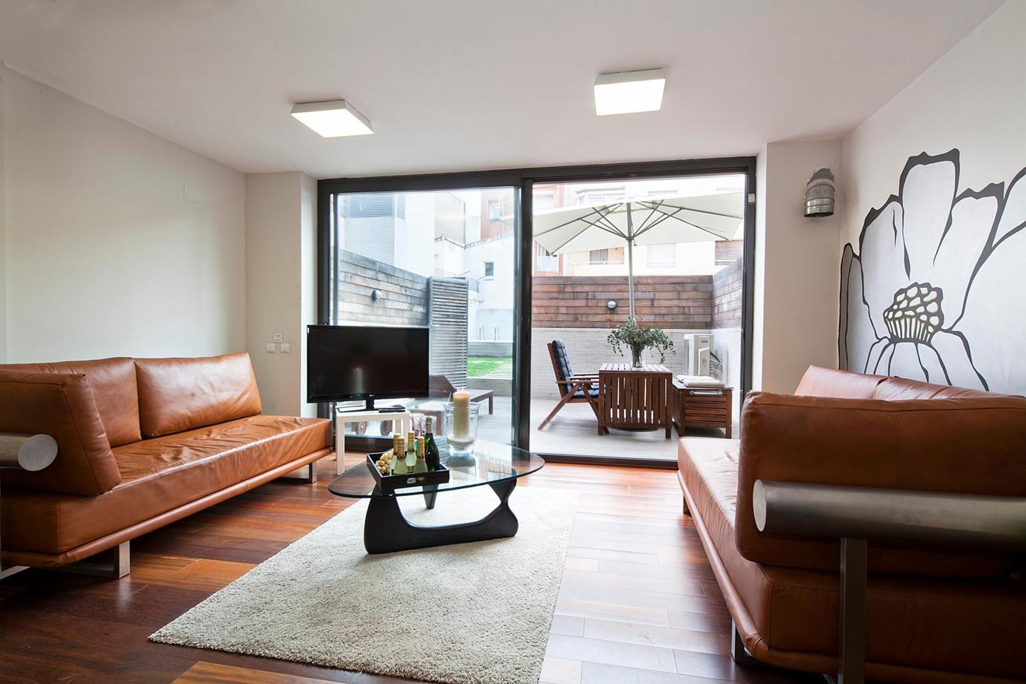My Space Emirates - Splendid Apartment With Terrace And Pool Near Park Gueell Barcellona Esterno foto