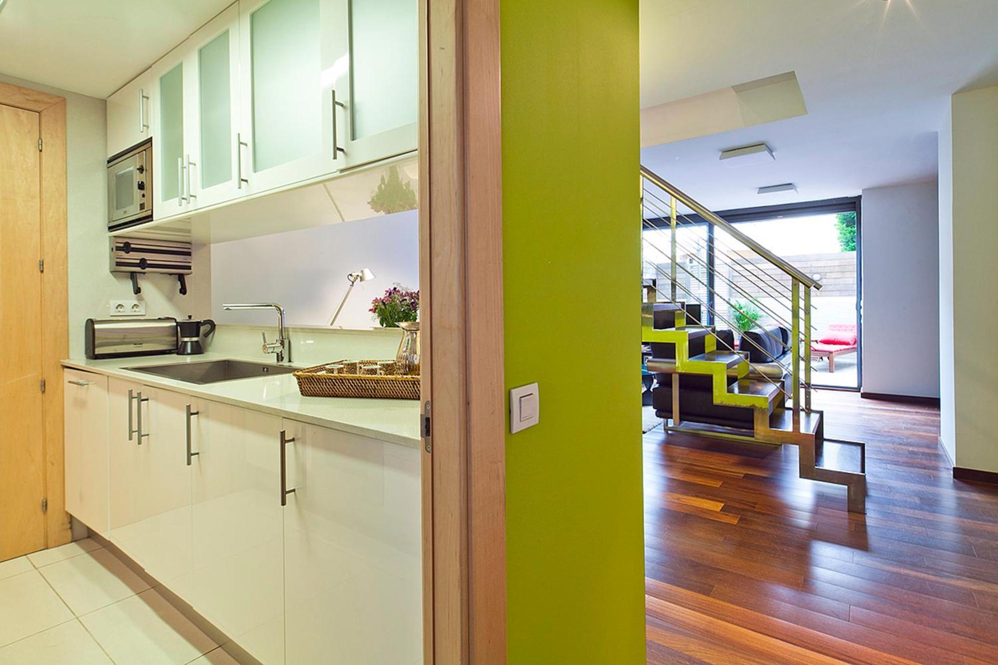 My Space Emirates - Splendid Apartment With Terrace And Pool Near Park Gueell Barcellona Esterno foto