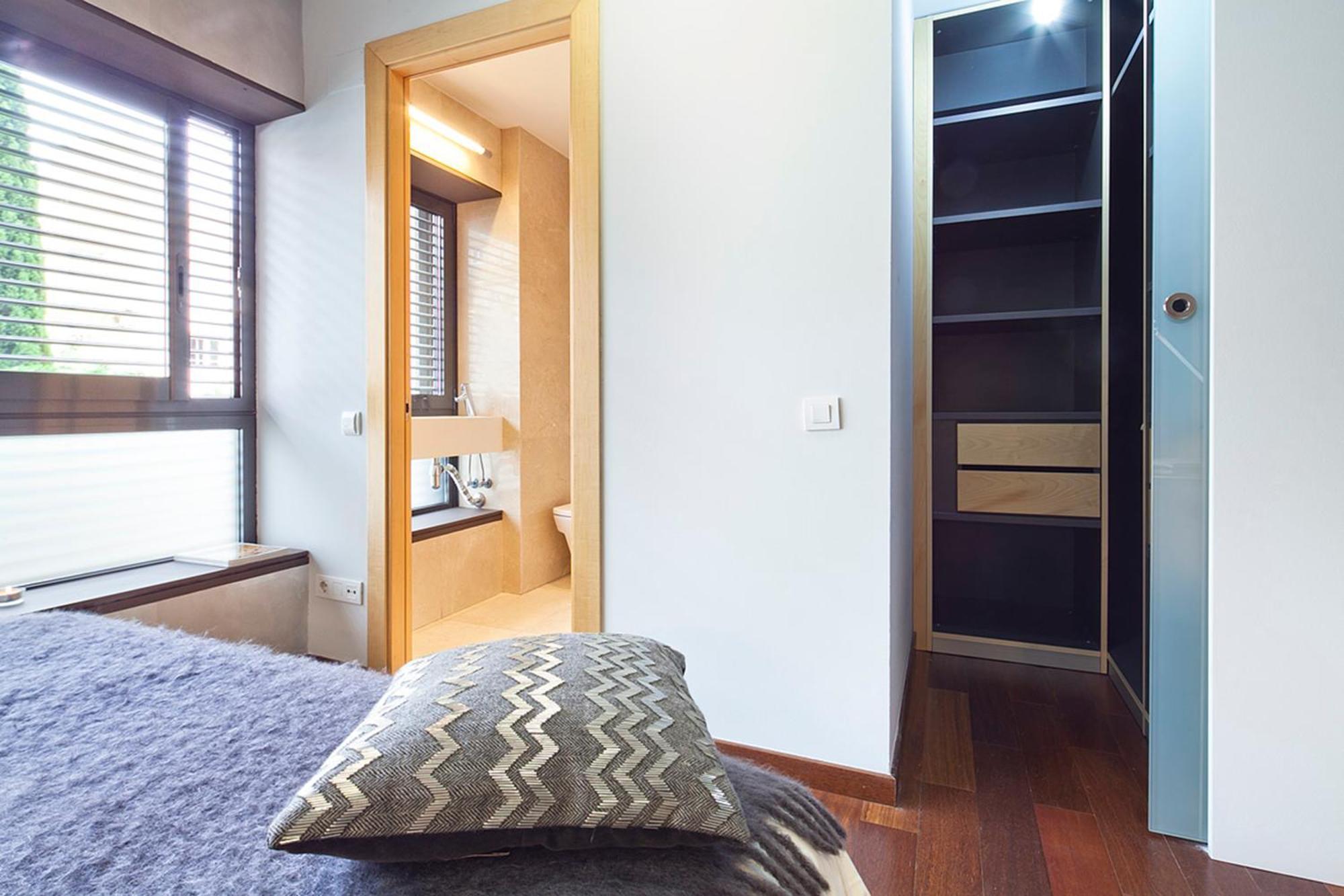 My Space Emirates - Splendid Apartment With Terrace And Pool Near Park Gueell Barcellona Esterno foto